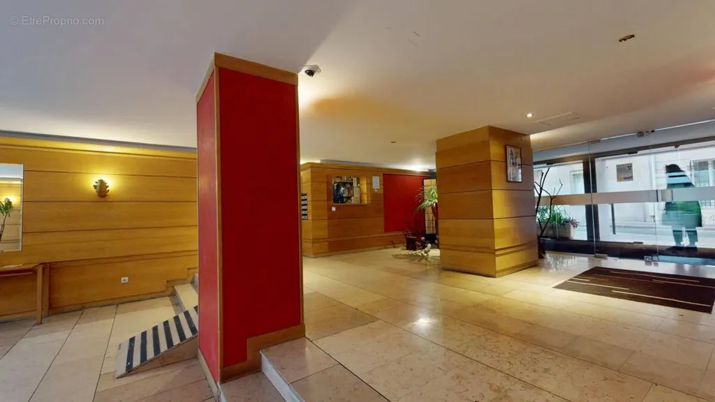 Entrée - Studio avec Ascenseur près du Jardin du Luxembourg