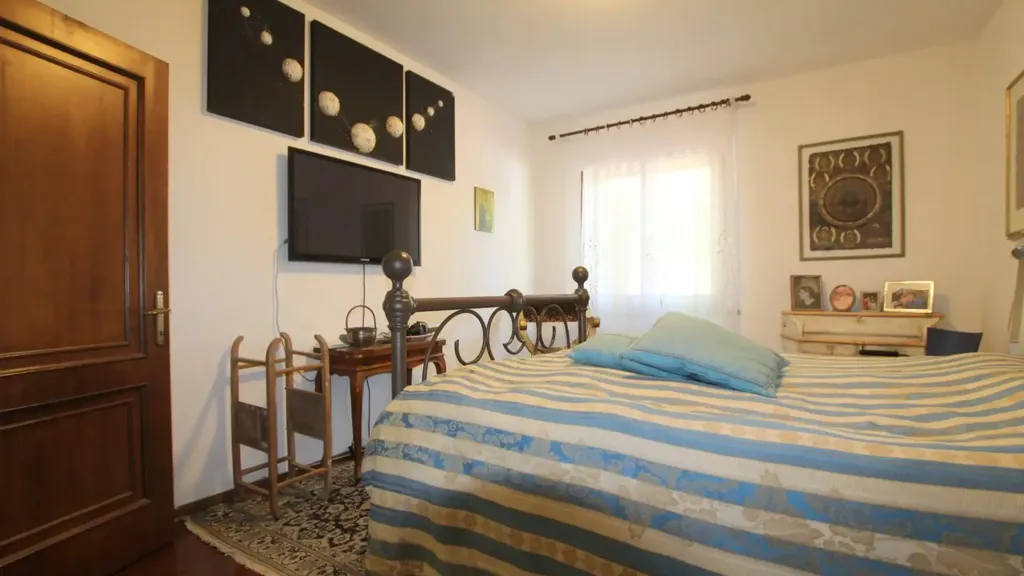 Chambres - Bifamiliar Villa with Garden near Siena