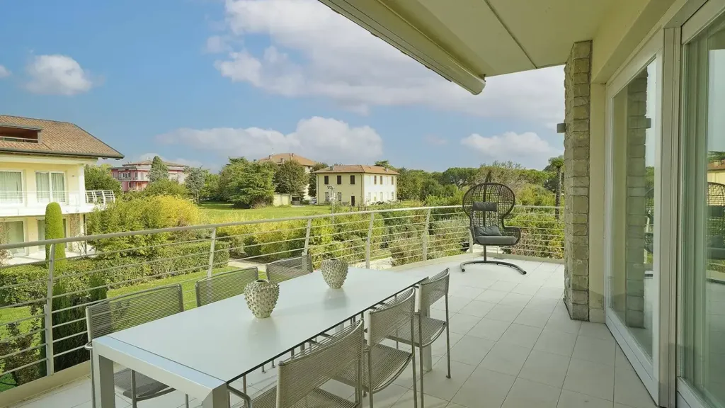 Terrass - Lakefront Penthouse in Sirmione