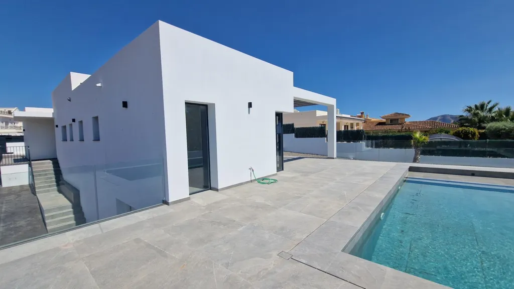 Piscine - Newly Built Villa with Pool in La Nucia