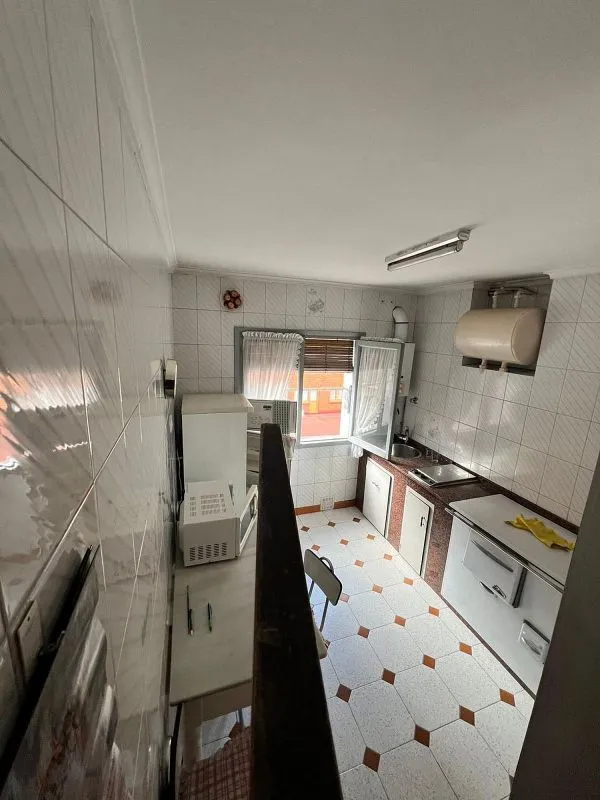 Cuisine - Ample 3-Bedroom Apartment in El Entrego