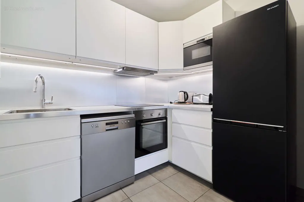 Cuisine - Appartement T3 avec Vue Sud-Ouest au Centre de Reims