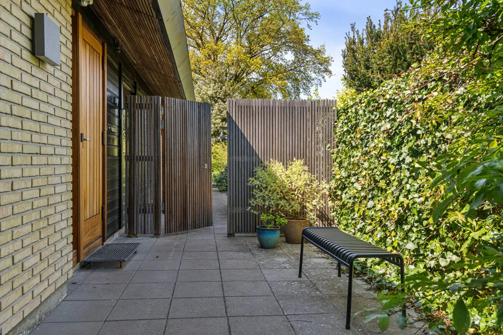 Garden - Modernised Johan Christensen Villa in Hareskovby