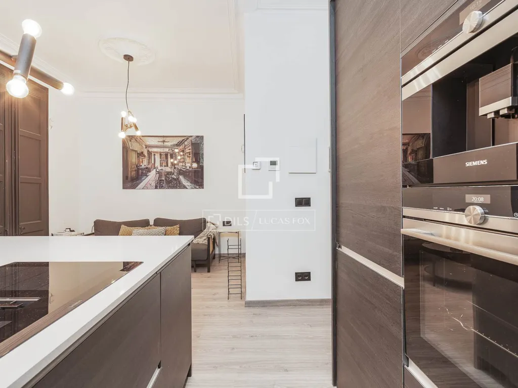 Cuisine - Apartment with Patio in Barcelona's Gothic Quarter