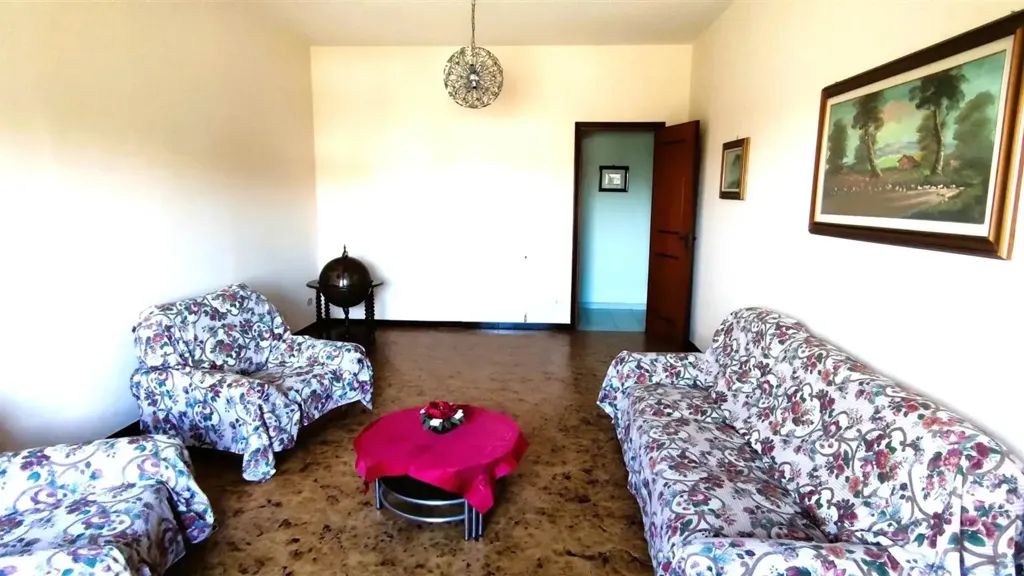 Séjour - Appartement 6 pièces à IT