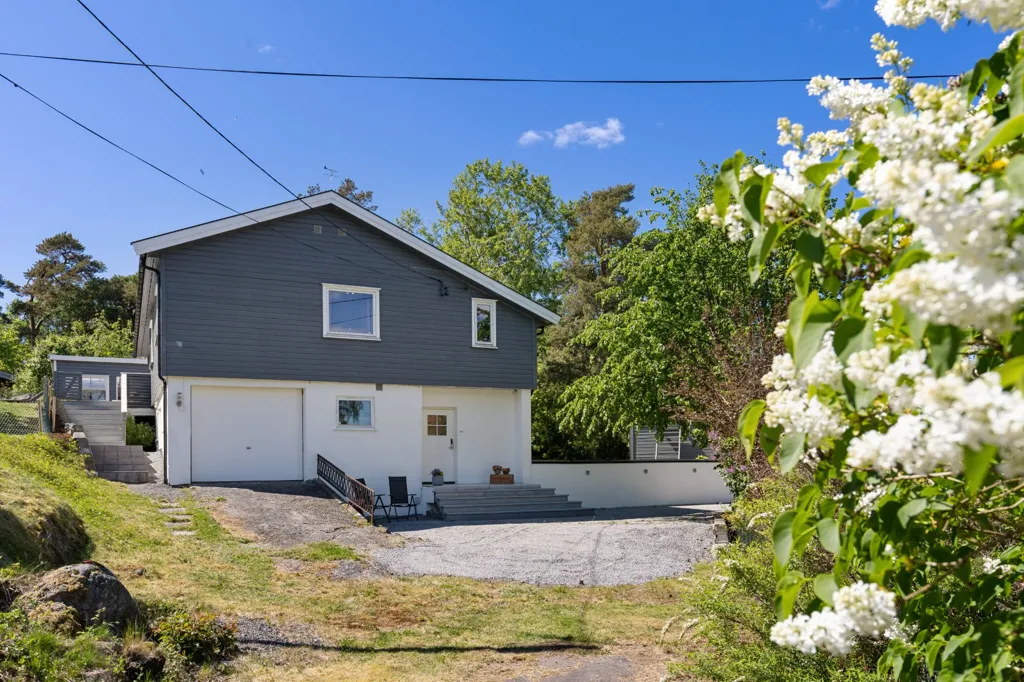 Välivaade - Detached House with Sea View in Larvik
