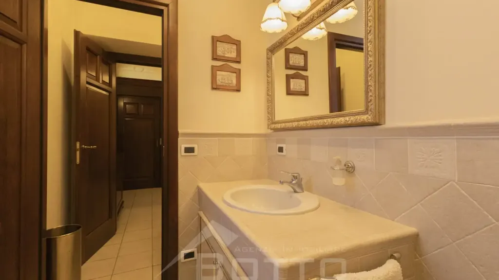 Salles de bain - Historic Villa with Central Location in Grignasco