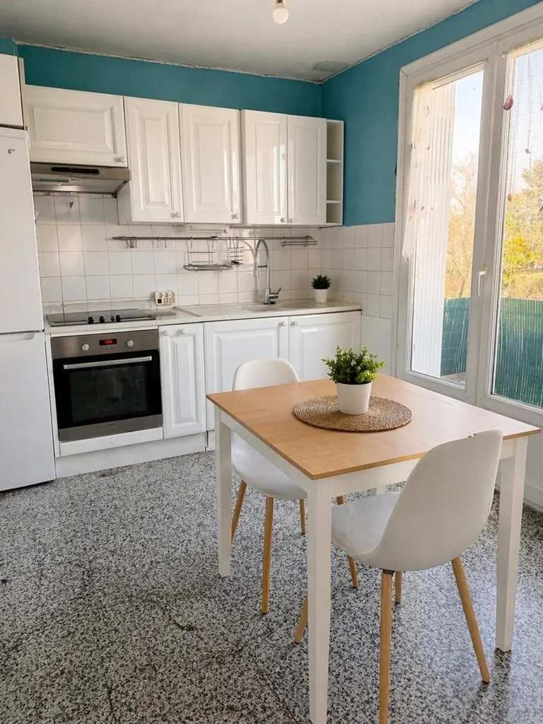 Cucina - House with Divisible Land in La Jarne