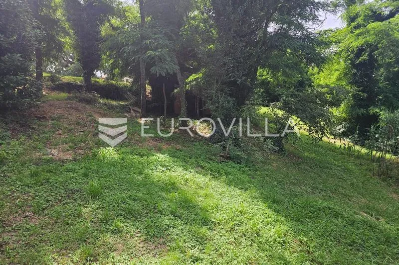 Aed - Building Land with Infrastructure in Tadini, Istria