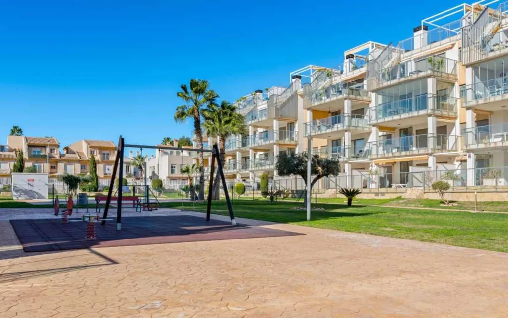Jardin - Apartment with Pool in Villamartin, Alicante