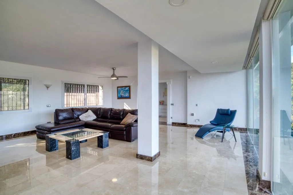 Elutuba - Detached House with Pool in Calonge