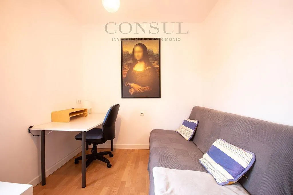 Chambres - 3-Bedroom Apartment with Balcony in La Banda