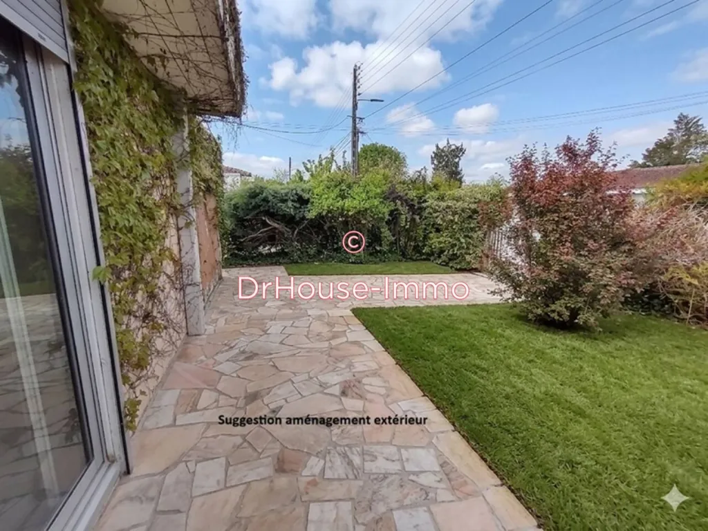 Jardin - Maison à Rafraîchir avec Véranda à Déols