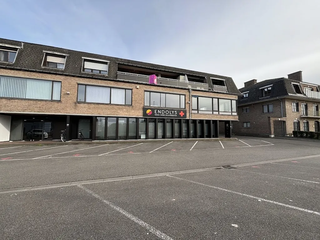 Välivaade - Office Building with Parking in Harelbeke
