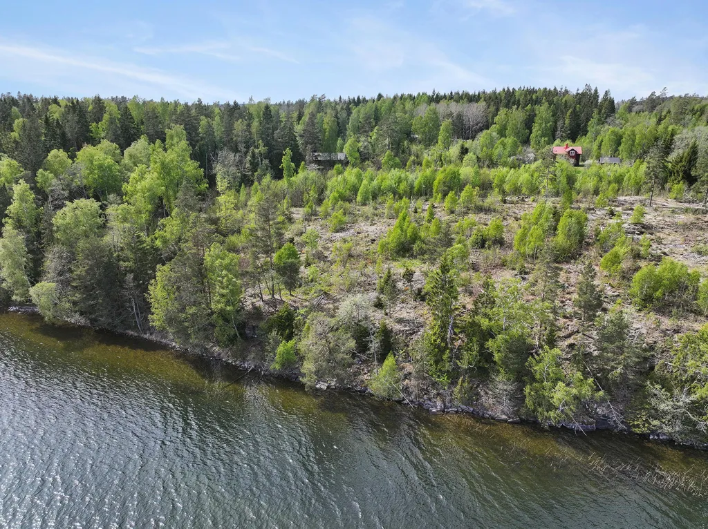 Vue aérienne - Renovated Cottage with Lake View in Åmål