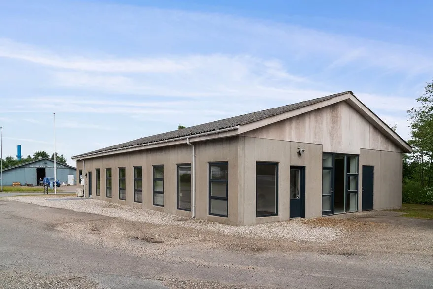 Extérieur - Office/Storage Property with Large Plot in Hornslet