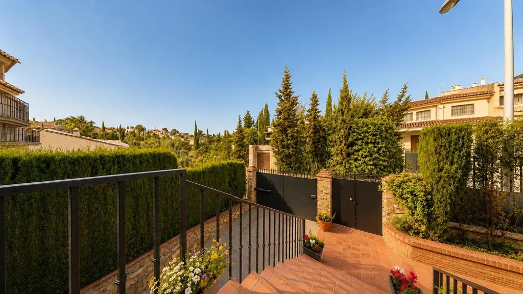 Jardin - Luxury Chalet with Pool in El Serrallo, Granada