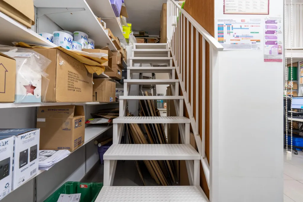 Utility Room - Commercial Property with High Visibility in Almería