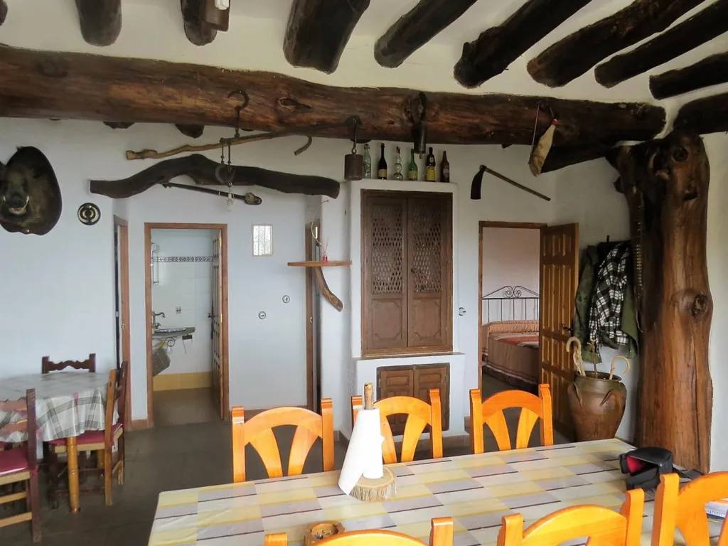 Sala da pranzo - High-Quality Mountain Cortijo with Spring in Válor