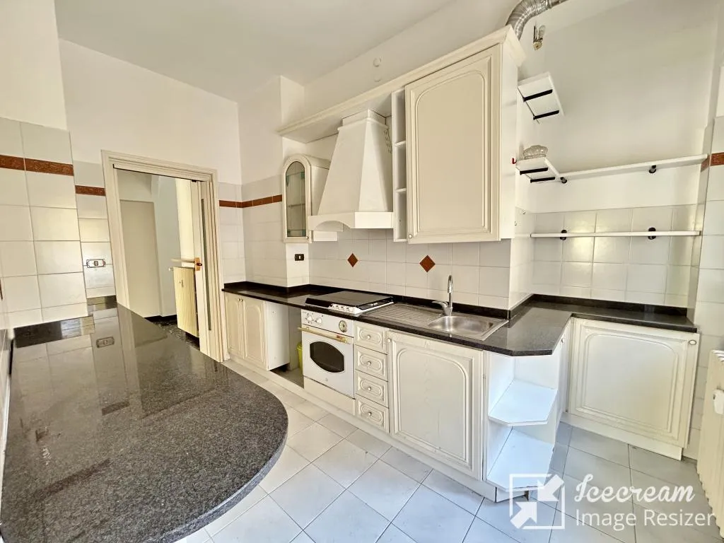 Cuisine - Spacious Apartment with Balcony in Acqui Terme