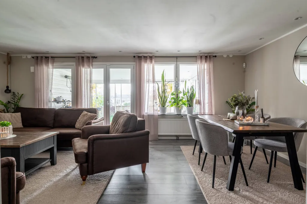 Söögituba - Modern Terraced House with Garden in Borås