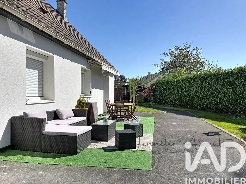 Jardin - Maison Traditionnelle avec Jardin à Montigny-Lencoup