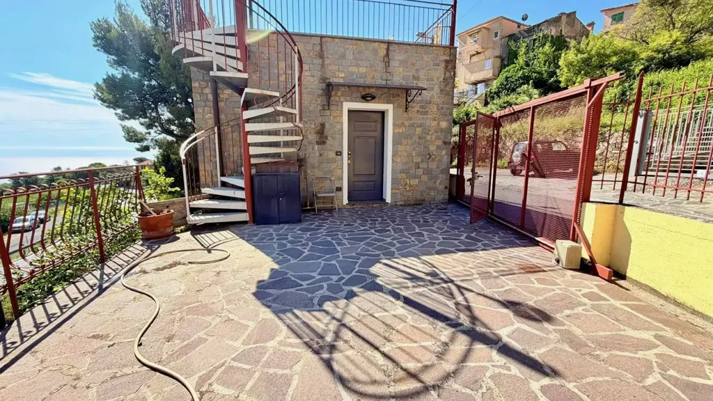 Terrasse - Terraced Apartment with Sea View in Coldirodi