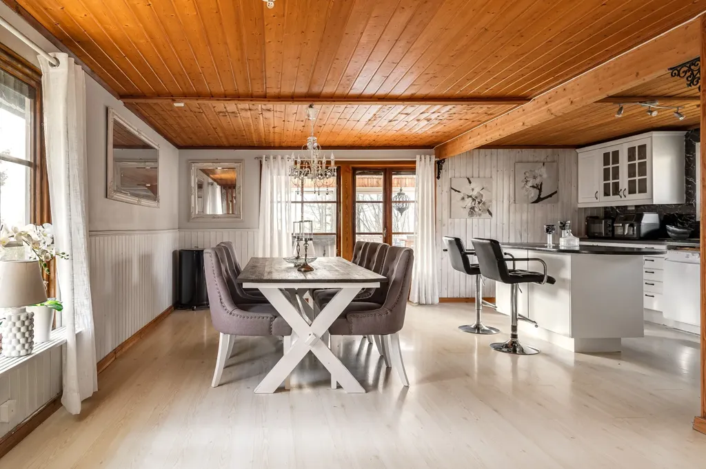 Söögituba - Detached House with Spa in Västanvik