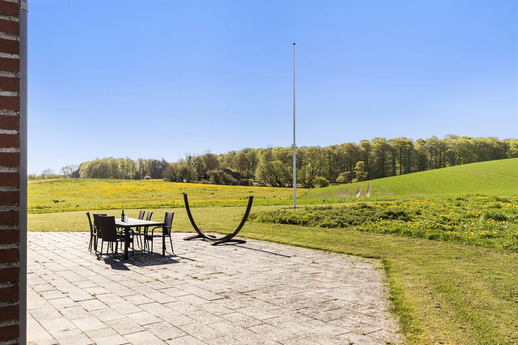 Terrazza - Farmhouse with Private Lake in Juelsminde
