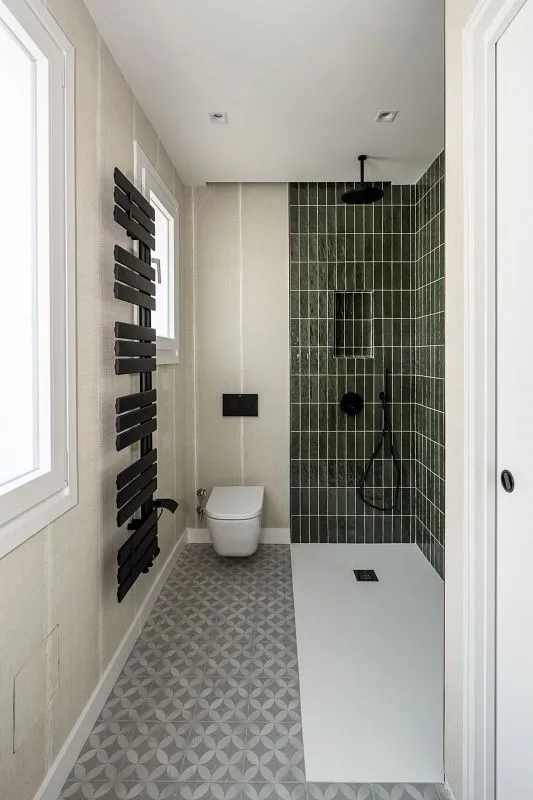 Salles de bain - Modernised Apartment with Balcony in Ríos Rosas