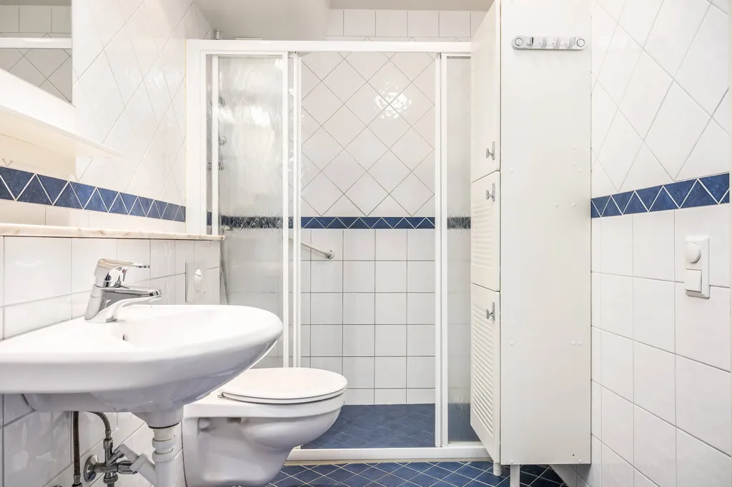 Vannitoad - Apartment with Balcony in Vilbergen, Norrköping