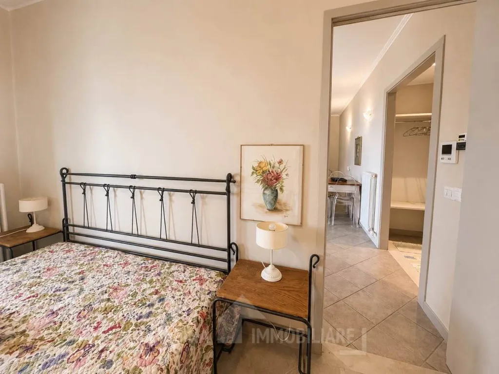 Magamistoad - Rustic Lake View Apartment in Musso