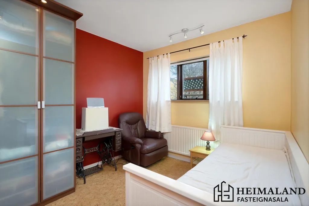Camere da letto - Two-Storey End House with Garden in Reykjavik