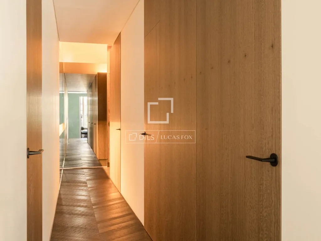 Ingresso - Luxury Apartment with Terrace in Eixample, Barcelona