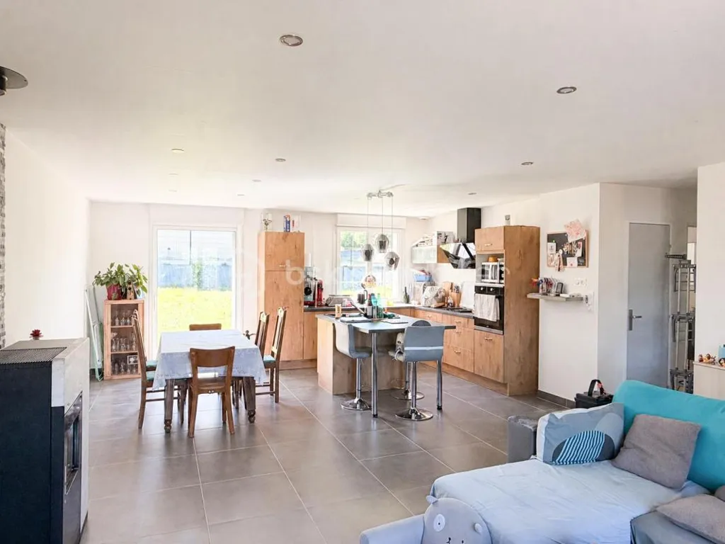 Elutuba - Ground Floor House with Garden in Hamlet