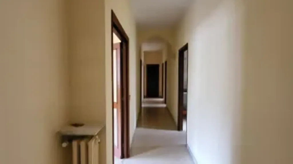 hallway_entrance