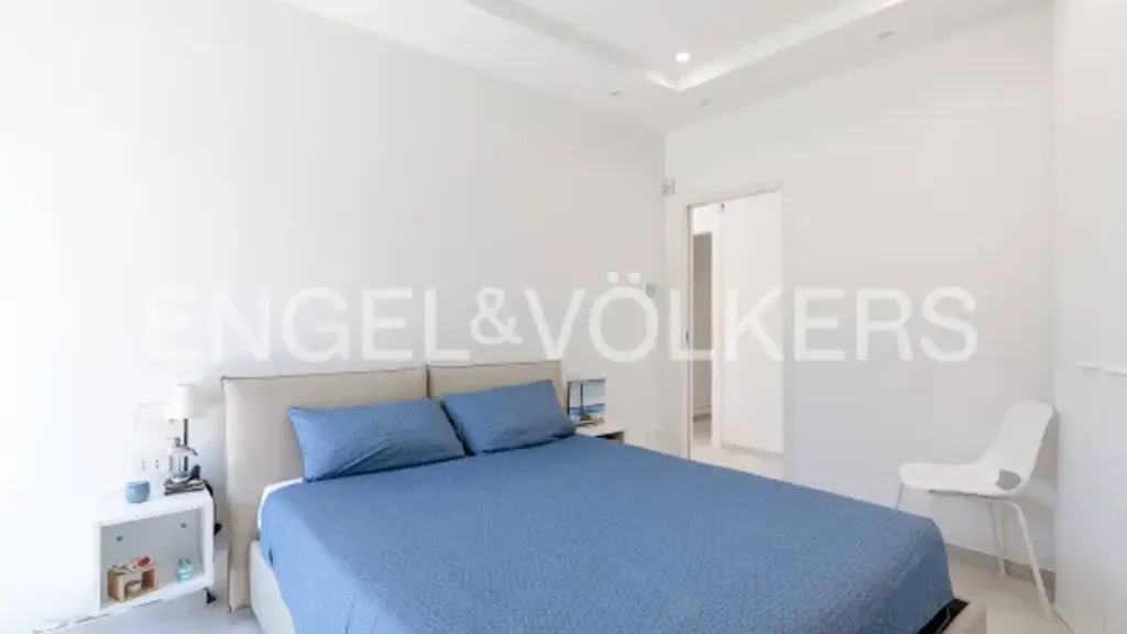 Chambres - Riviera Villa with Sea Access in Ceriale