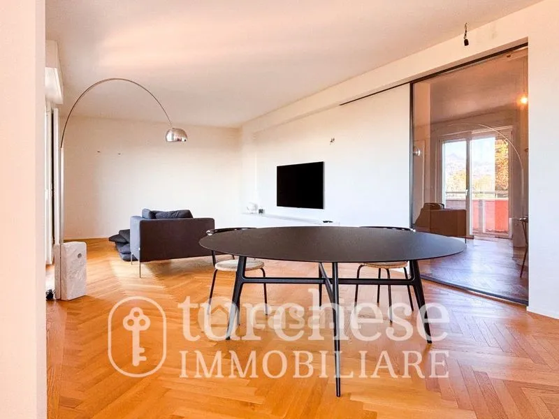 Salle à manger - Rustic Trilocale with Balcony in Sorisole