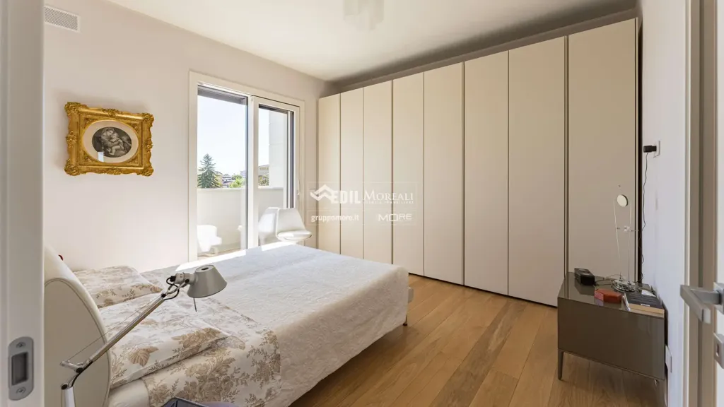 Magamistoad - Luxury Penthouse with Loggia in Modena