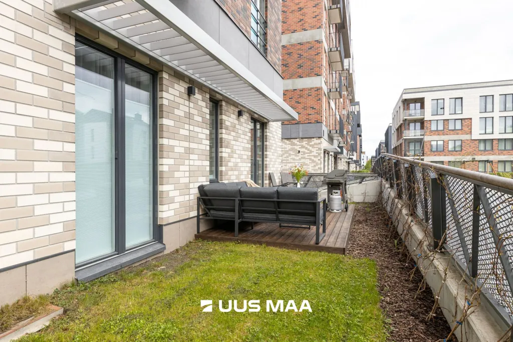 Modern Apartment with Terrace in Uus-Veerenni