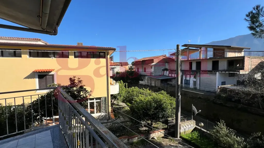Balcon - Mansard Apartment with Terraces in Telese Terme