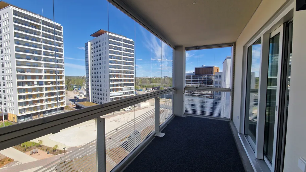 Balcon - Modern Corner Flat with Balcony in Espoo