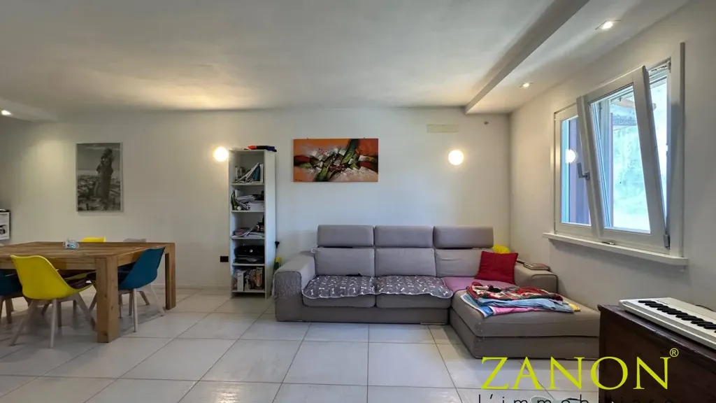 Soggiorno - Modern House with Garden in Codroipo