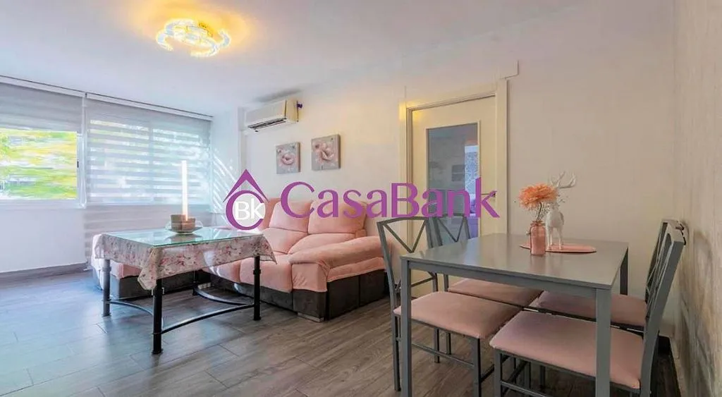 Salle à manger - Reformed Flat with Terrace in Fátima-Levante