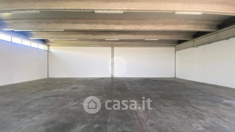 Pièces - Warehouse for Rent in Industrial Area, Borgo Virgilio