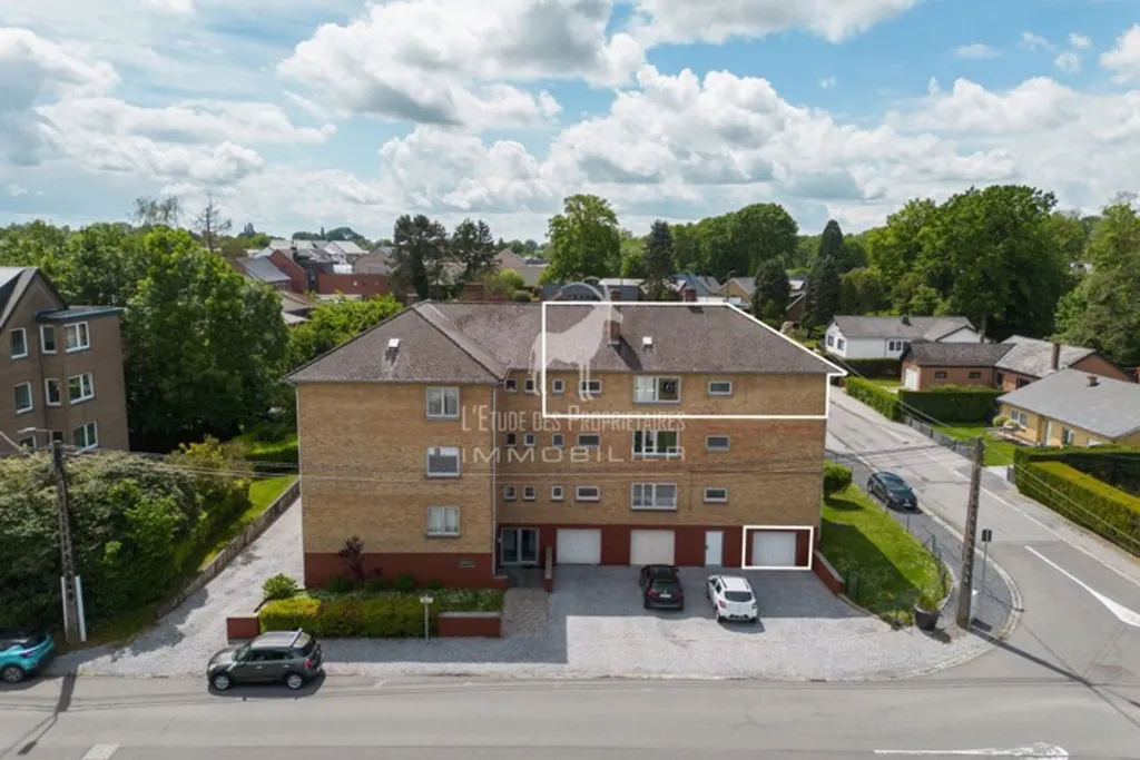 Vue aérienne - Appartement 3 chambres avec balcon à Gozée