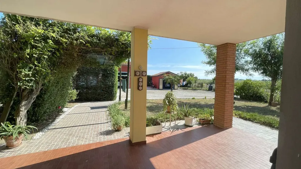 Terrass - Bifamiliar Villa with Garden in Chioggia