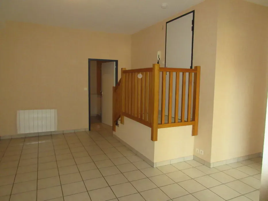 Esik - Flat with Interphone in Rodez