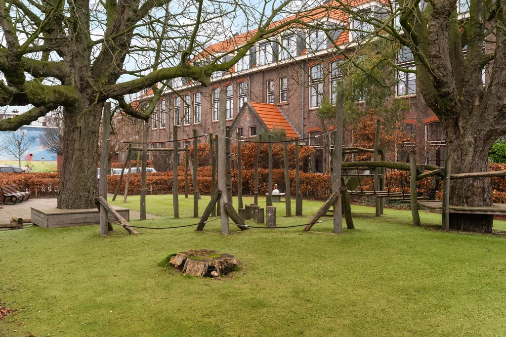 3-toaline korter asukohas Den Haag