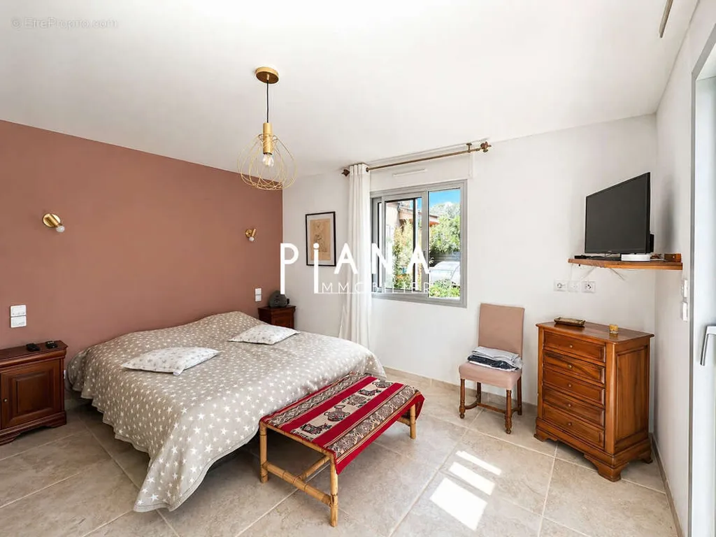 Magamistoad - Eco-Friendly Villa with Pool in Saint-Zacharie